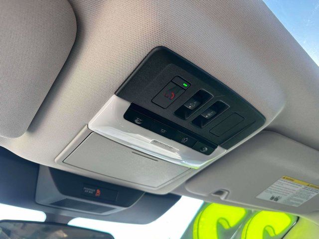 2022 Nissan Pathfinder SV 2022 Nissan Pathfinder SV