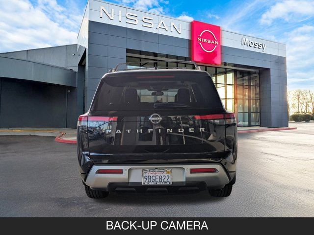 2022 Nissan Pathfinder SL 2022 Nissan Pathfinder SL