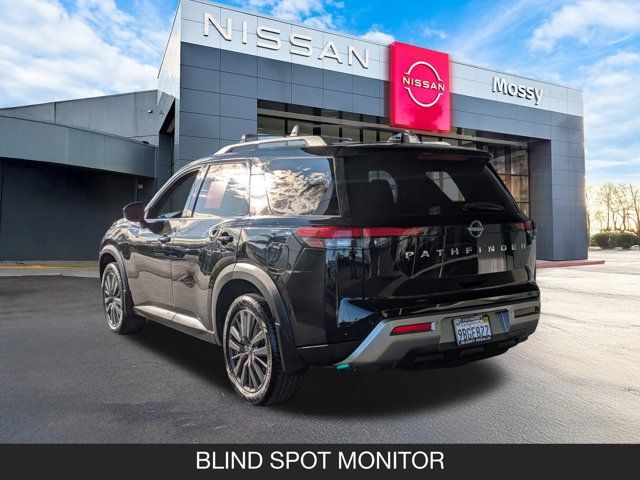 2022 Nissan Pathfinder SL 2022 Nissan Pathfinder SL