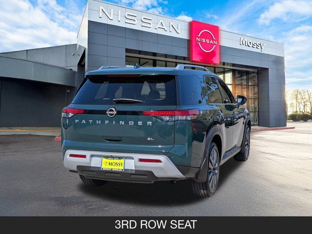 2022 Nissan Pathfinder SL 2022 Nissan Pathfinder SL