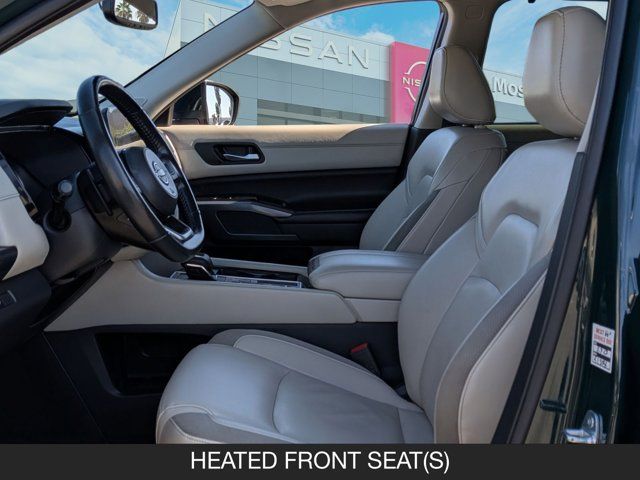 2022 Nissan Pathfinder SL 2022 Nissan Pathfinder SL