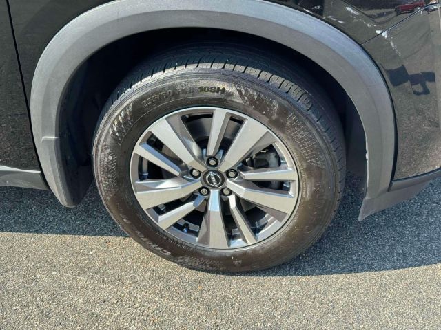 2022 Nissan Pathfinder SL 4WD