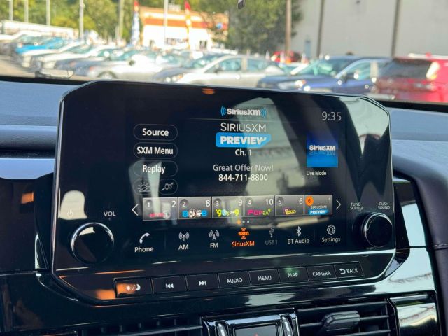 2022 Nissan Pathfinder SL 4WD