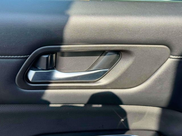 2022 Nissan Pathfinder SL 4WD