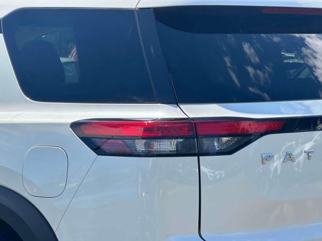 2022 Nissan Pathfinder SL 4WD