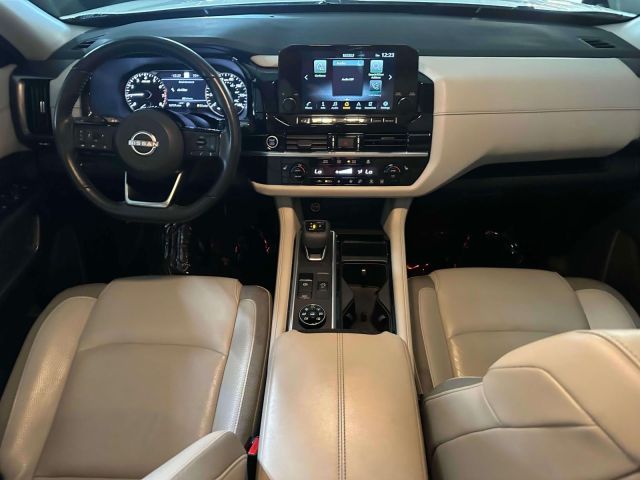 2022 Nissan Pathfinder SL 4WD