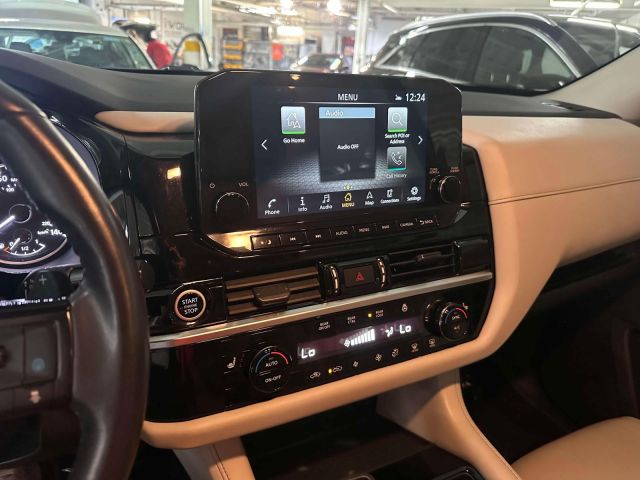 2022 Nissan Pathfinder SL 4WD