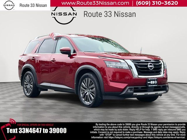 2022 Nissan Pathfinder SL