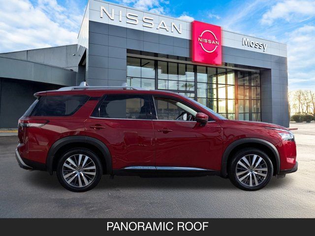2022 Nissan Pathfinder Platinum 2022 Nissan Pathfinder Platinum