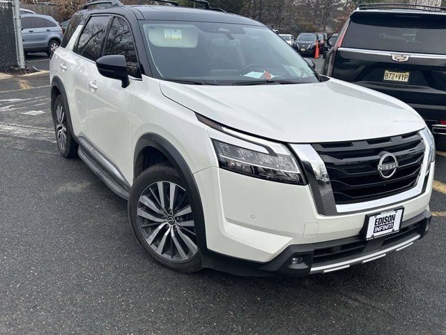 2022 Nissan Pathfinder Platinum 2022 Nissan Pathfinder Platinum