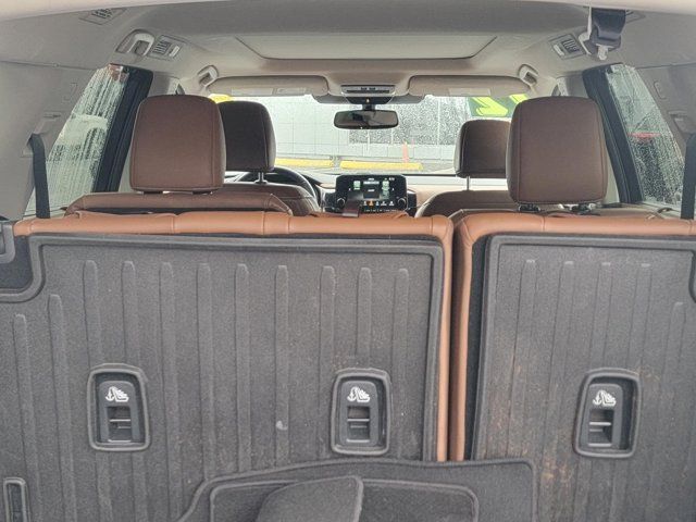 2022 Nissan Pathfinder Platinum