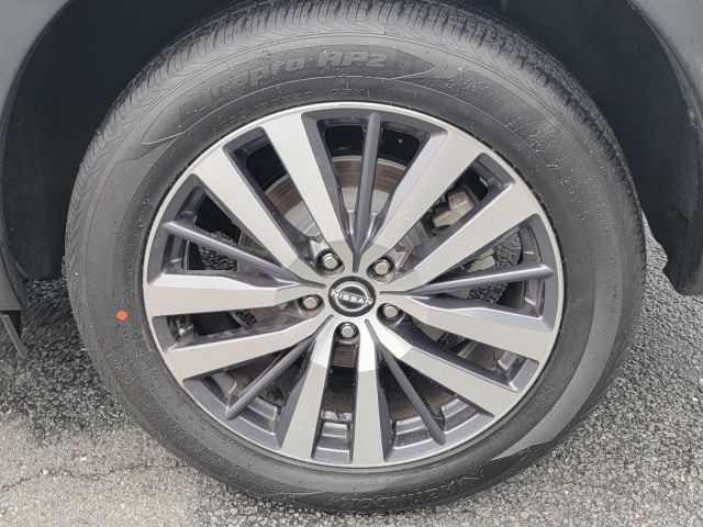 2022 Nissan Pathfinder Platinum 4WD