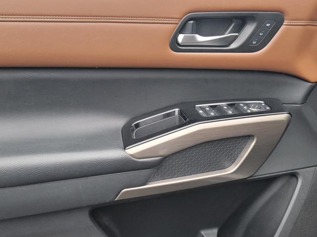 2022 Nissan Pathfinder Platinum 4WD