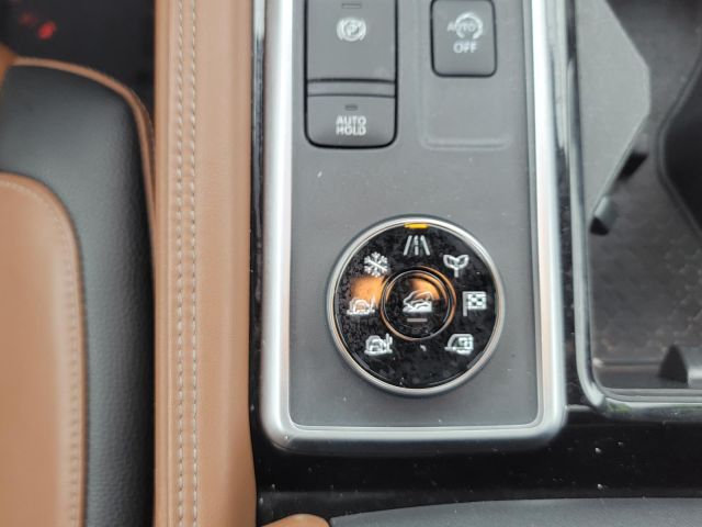 2022 Nissan Pathfinder Platinum 4WD