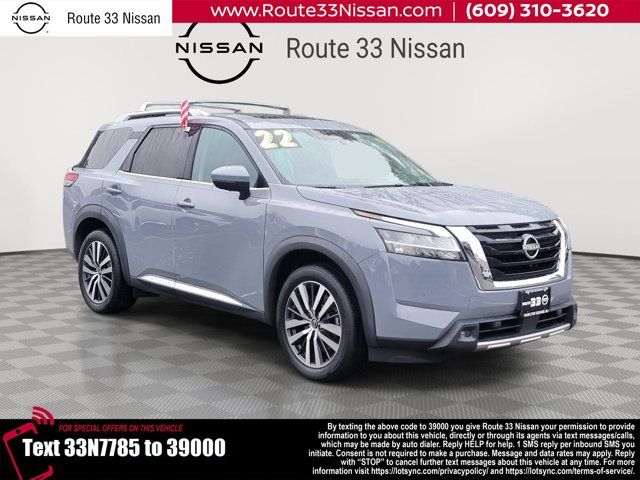 2022 Nissan Pathfinder Platinum