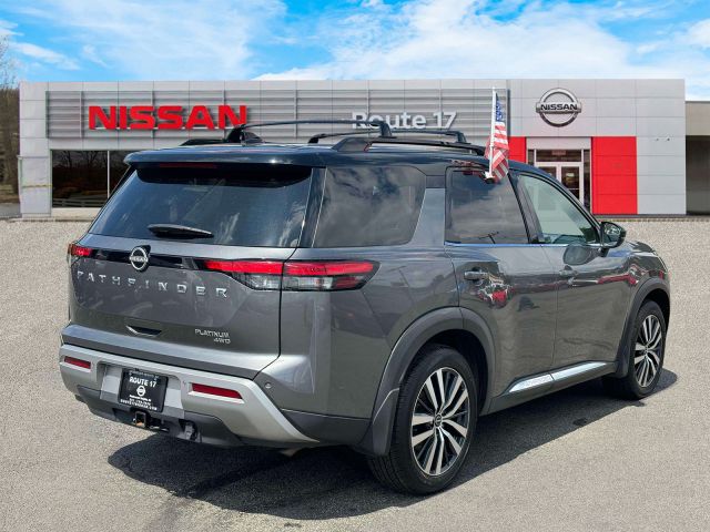2022 Nissan Pathfinder Platinum 4WD