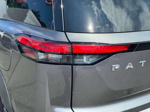 2022 Nissan Pathfinder Platinum 4WD