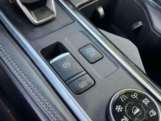2022 Nissan Pathfinder Platinum 4WD