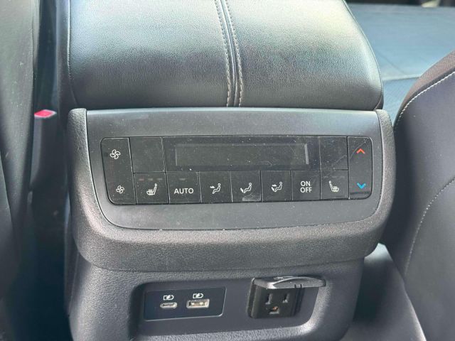2022 Nissan Pathfinder Platinum 4WD
