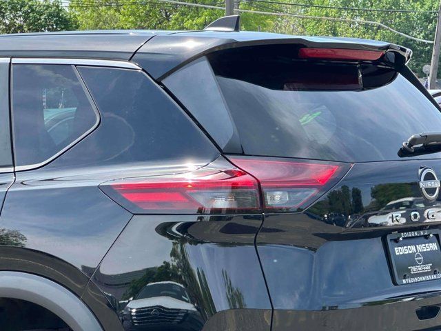 2022 Nissan Rogue S