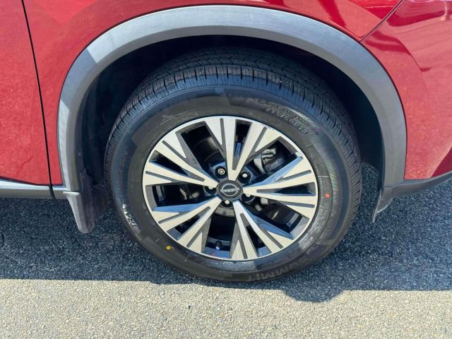 2022 Nissan Rogue AWD SV