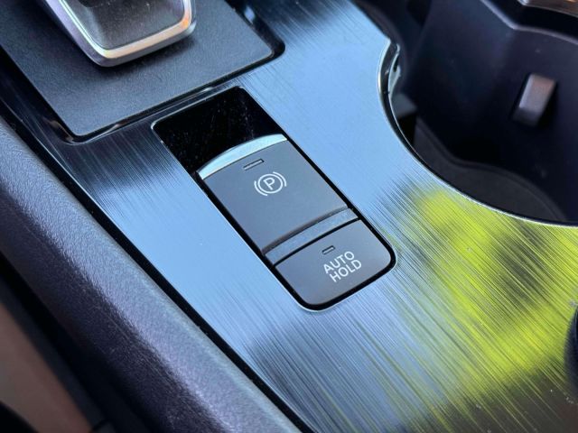 2022 Nissan Rogue AWD SV