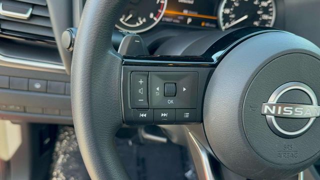 2022 Nissan Rogue AWD SV