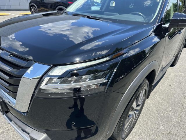 2022 Nissan Rogue AWD SV