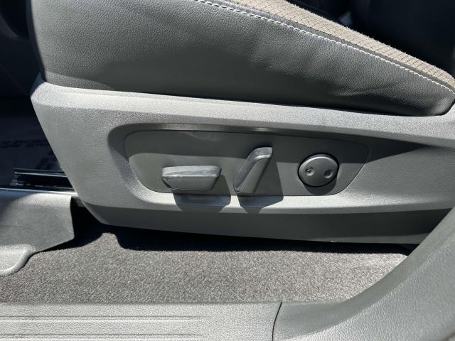 2022 Nissan Rogue AWD SV