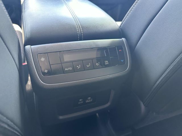 2022 Nissan Rogue AWD SV