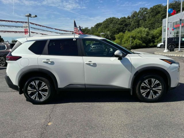 2022 Nissan Rogue AWD SV