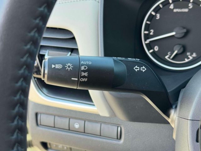 2022 Nissan Rogue AWD SV