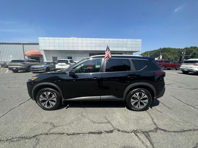 2022 Nissan Rogue AWD SV