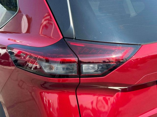 2022 Nissan Rogue AWD SV