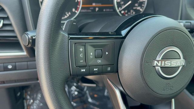 2022 Nissan Rogue AWD SV