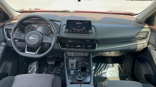 2022 Nissan Rogue AWD SV
