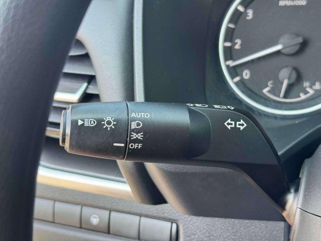 2022 Nissan Rogue SV 2022 Nissan Rogue SV