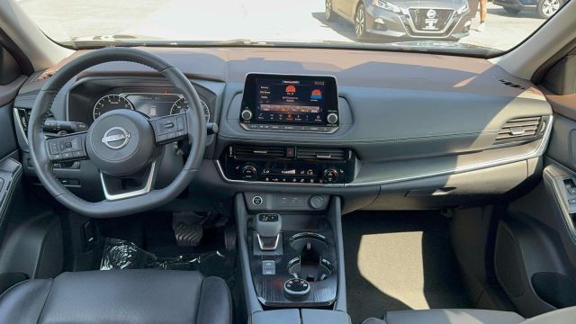 2022 Nissan Rogue AWD SV