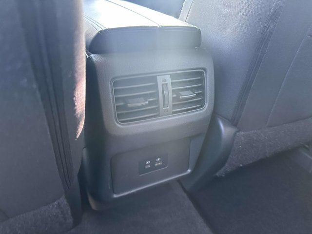 2022 Nissan Rogue SV 2022 Nissan Rogue SV