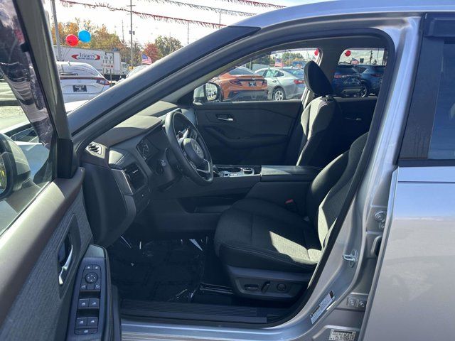 2022 Nissan Rogue SV 2022 Nissan Rogue SV