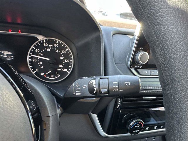 2022 Nissan Rogue SV 2022 Nissan Rogue SV