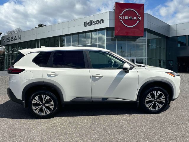2022 Nissan Rogue AWD SV