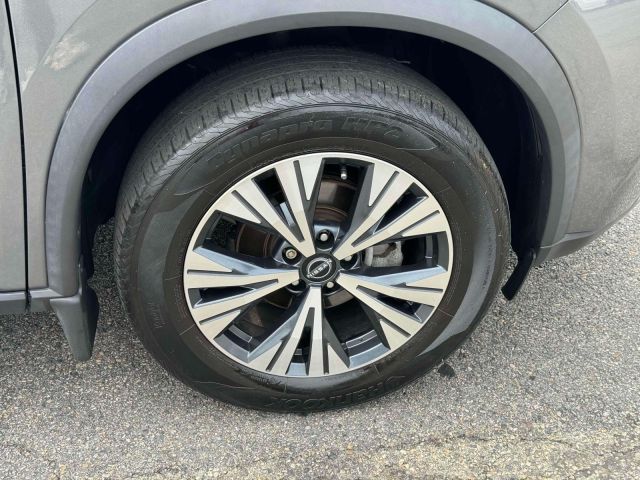 2022 Nissan Rogue AWD SV