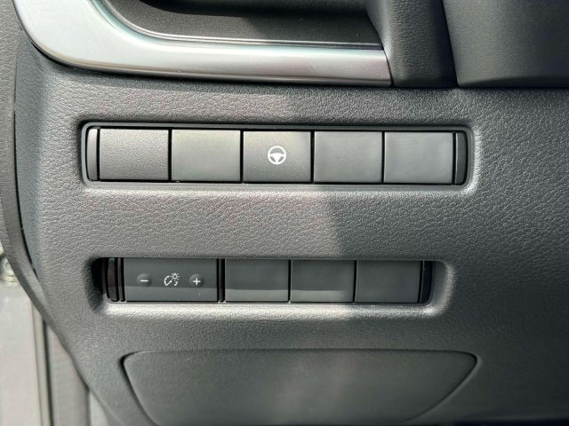 2022 Nissan Rogue AWD SV