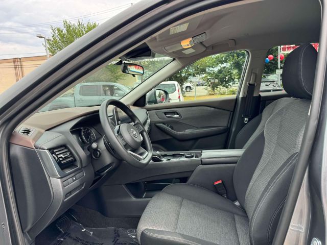 2022 Nissan Rogue AWD SV