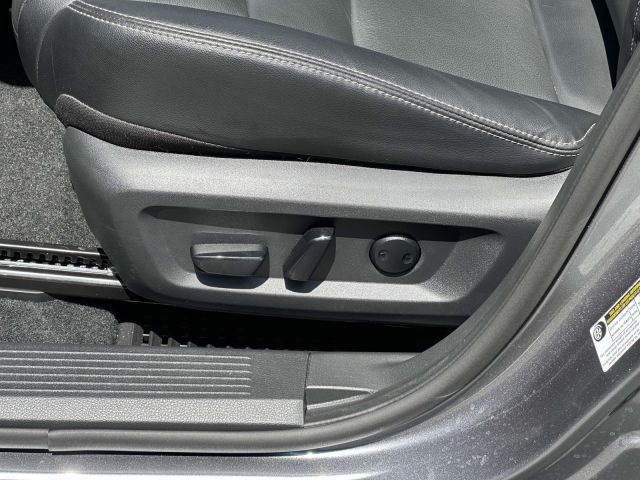 2022 Nissan Rogue AWD SL