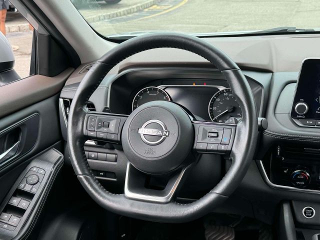 2022 Nissan Rogue AWD SV