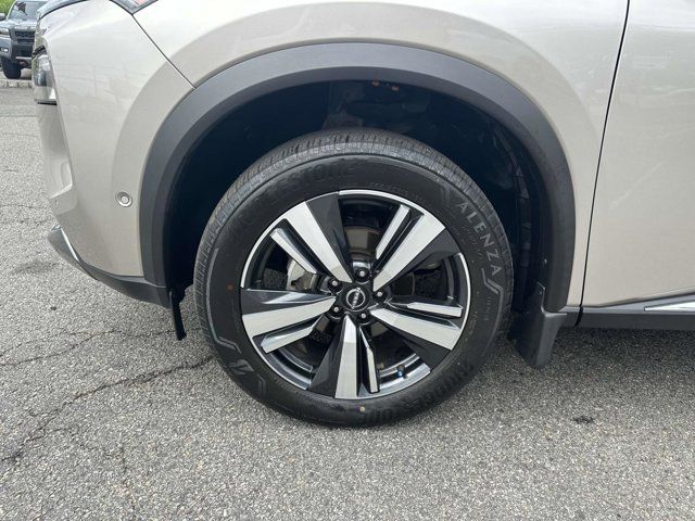 2022 Nissan Rogue SL
