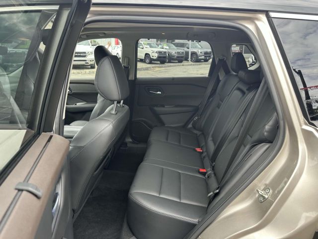 2022 Nissan Rogue AWD SL