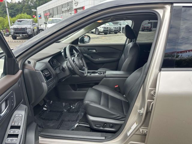 2022 Nissan Rogue AWD SL